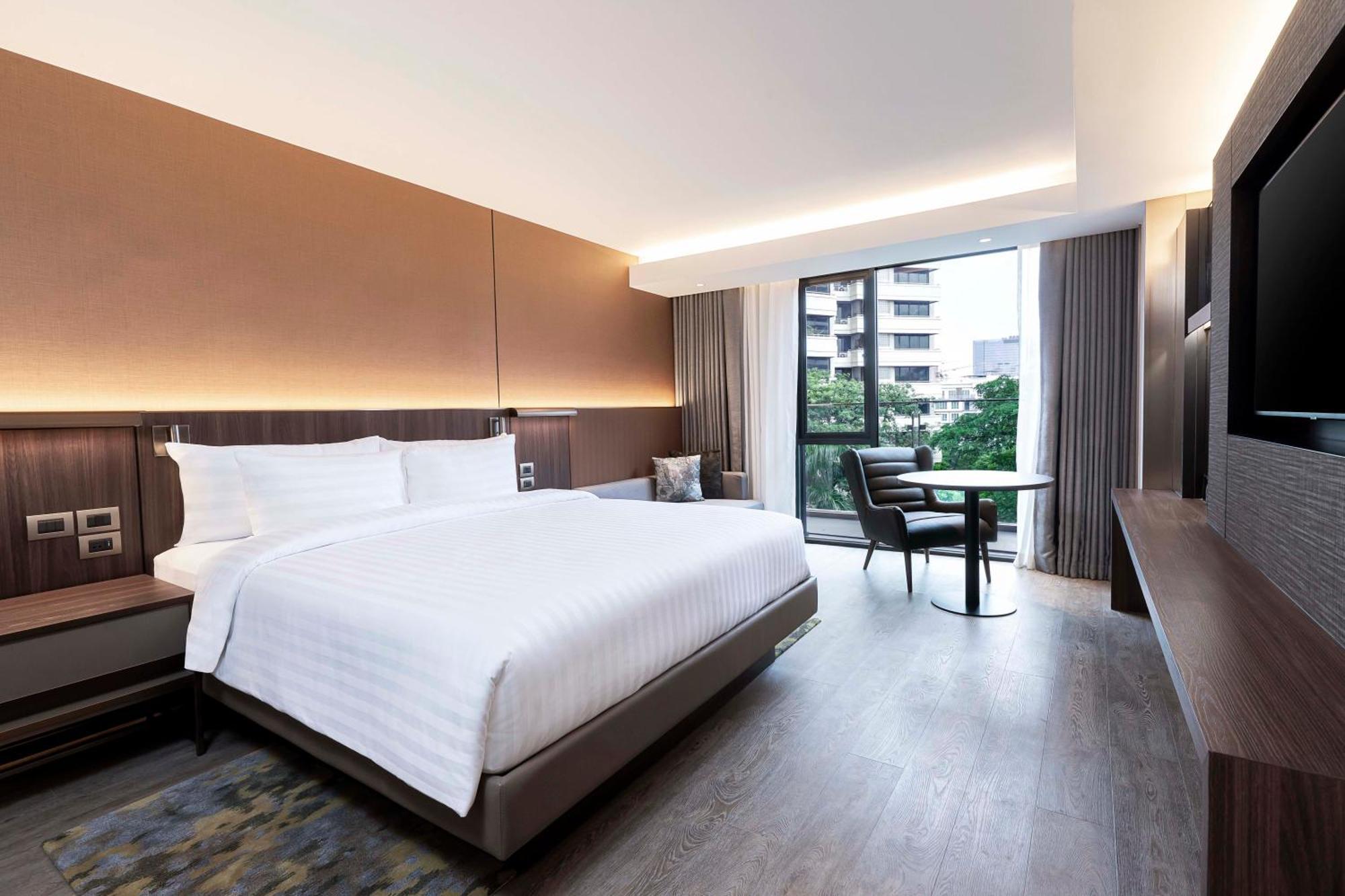 Gardina Asoke & Hotel 4*