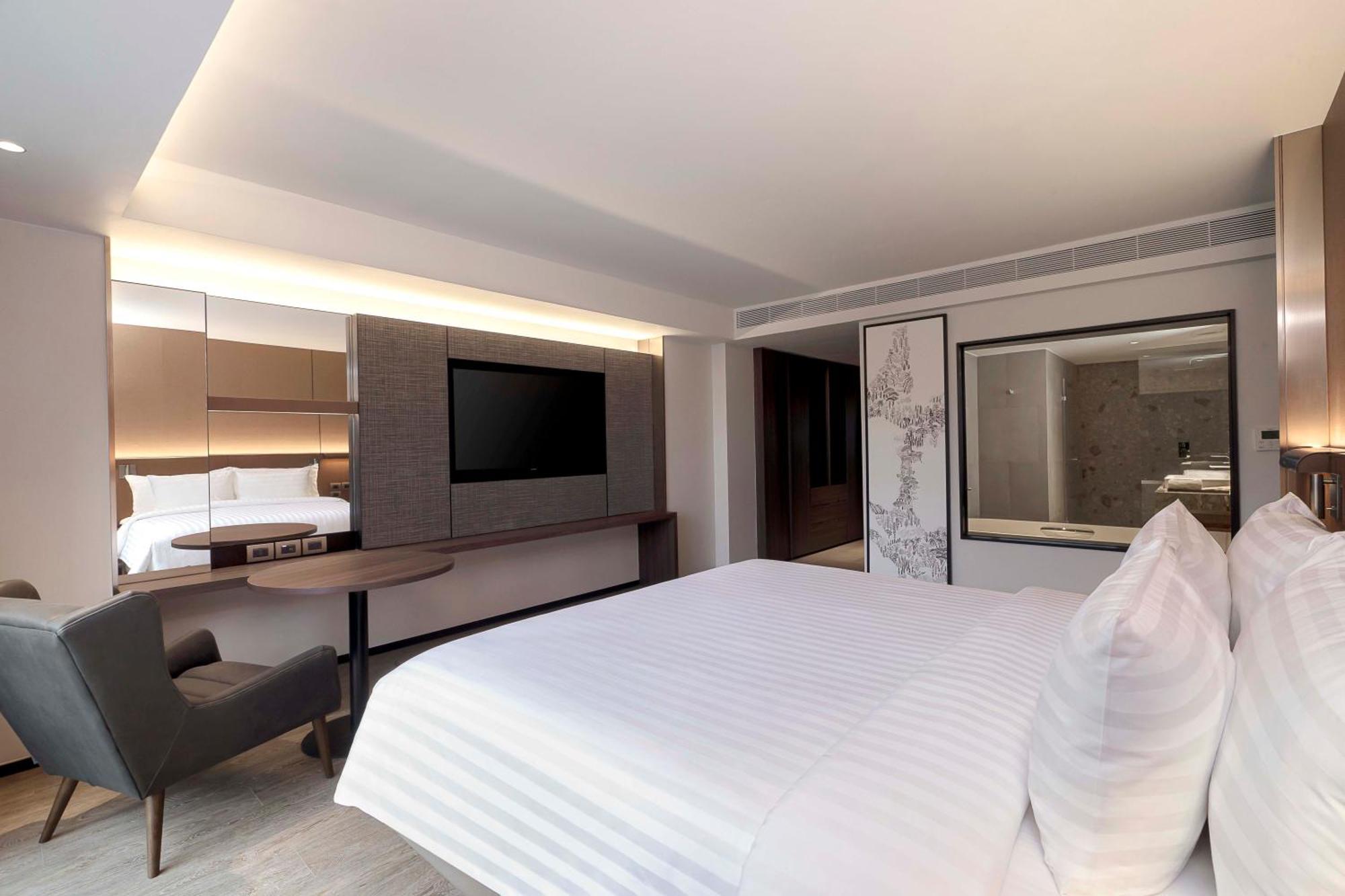 Hotel Gardina Asoke &