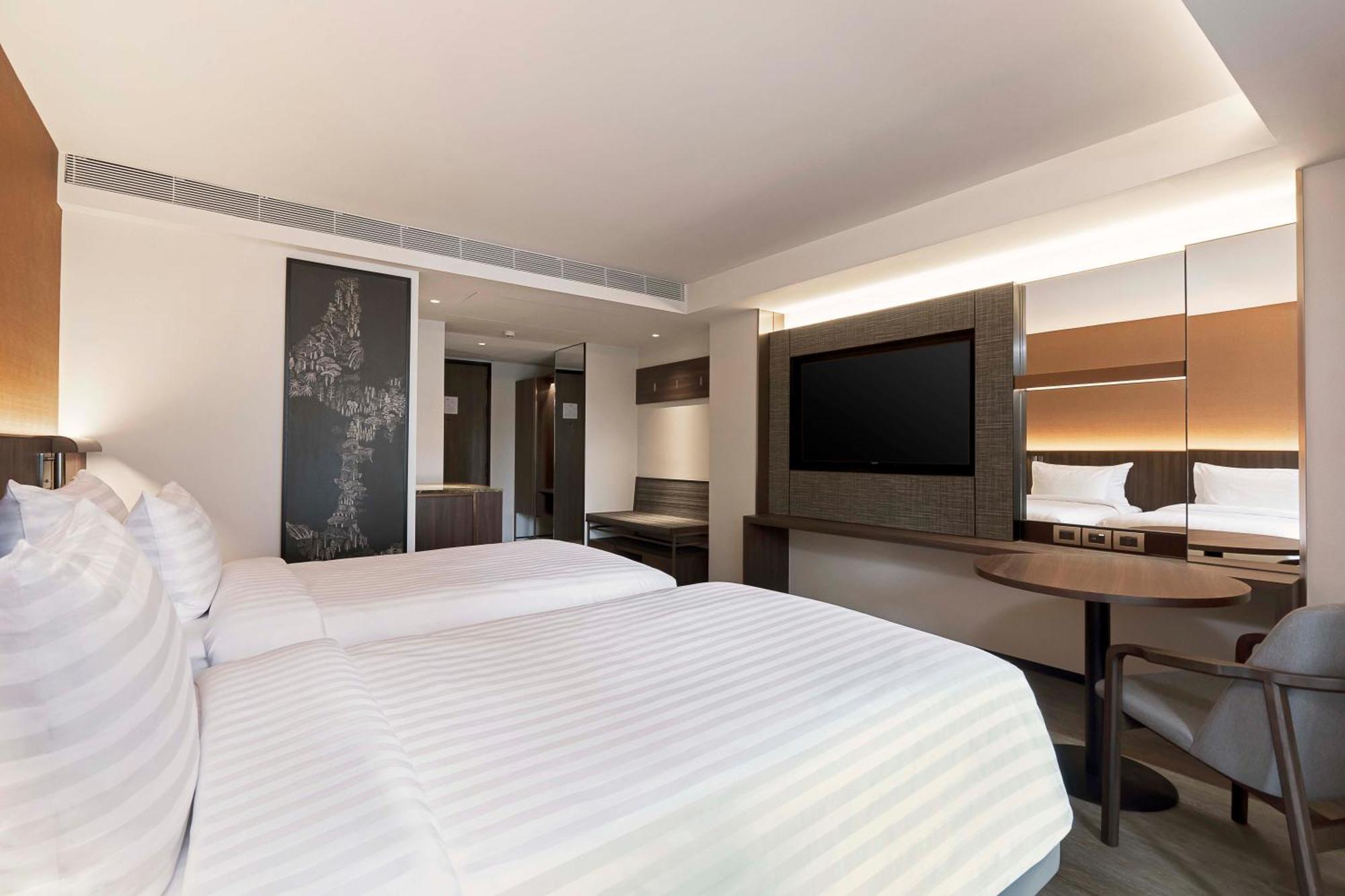 Gardina Asoke & Hotel 4*
