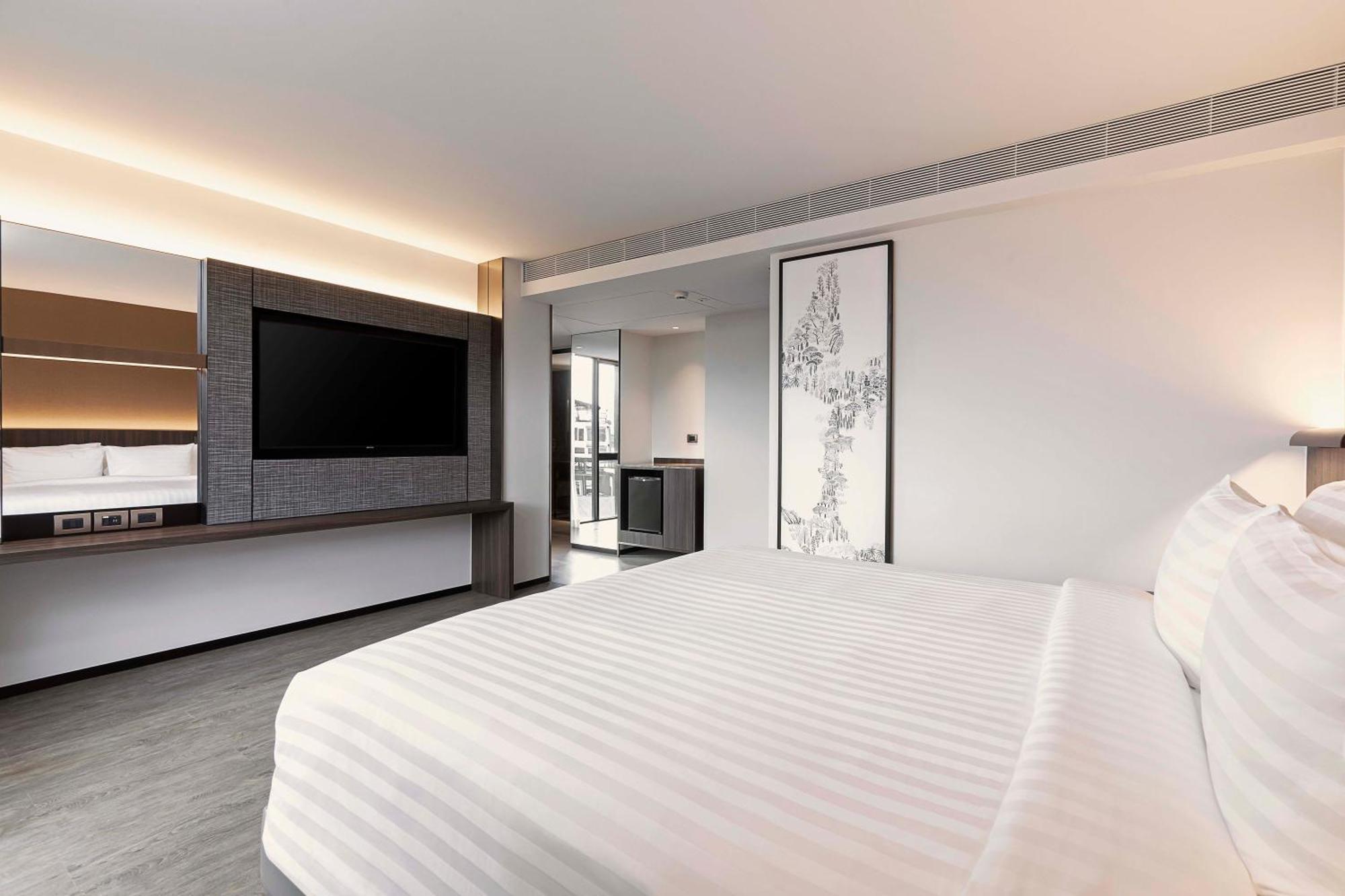 Gardina Asoke & Hotel 4*