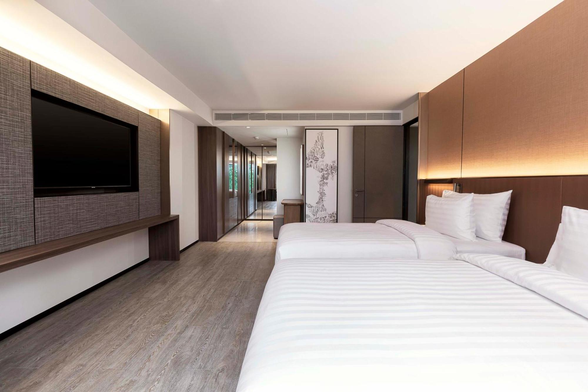 Gardina Asoke & Hotel 4*